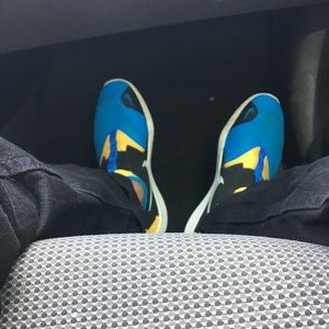 Meet your Posher, Robert